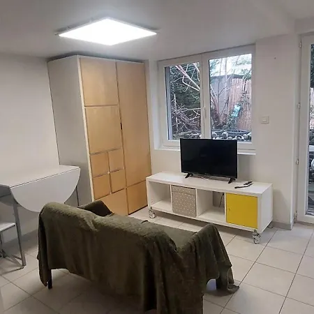 Les Ruisseaux, Avec Terrasse Et Jardin